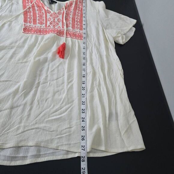 Torrid Womens Embroidered Gauze Top Size 1X White Short Sleeve Boho Hippie Flowy - Picture 7 of 7